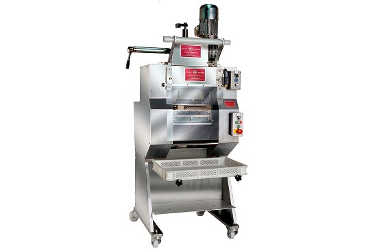 OfficinaDEA, machine a tortellini, machine to make tortellini, tortellini  machine video